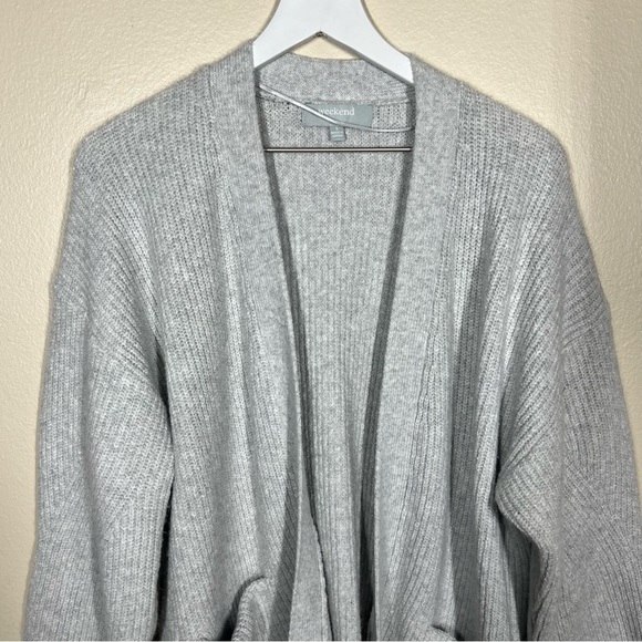 Weekend Los Angeles Women’s Heather Grey Ribbed Knit Cardigan Size Small Slouchy - Picture 2 of 12